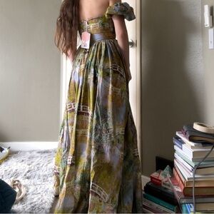 SELKIE Renaissance Gown